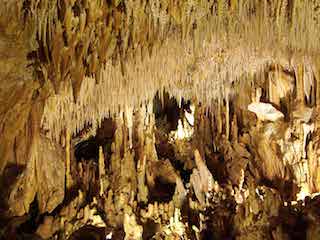 Grotte de Villars